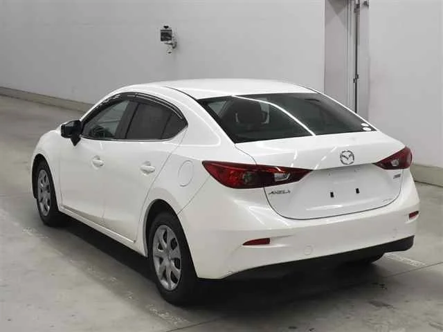 Mazda AXELA — фото 2