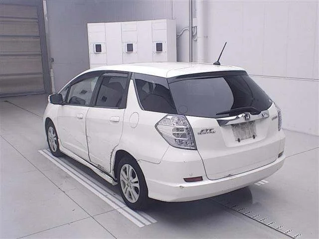 Honda FIT SHUTTLE — фото 2