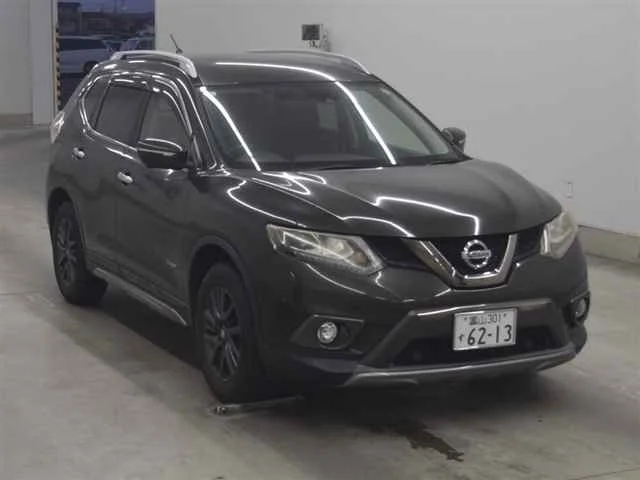 Nissan X-TRAIL — фото 1