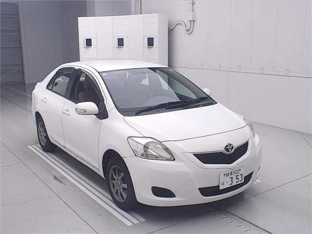 Toyota BELTA — фото 1