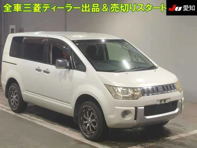 Mitsubishi DELICA D5