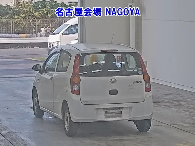 Daihatsu MIRA — фото 2