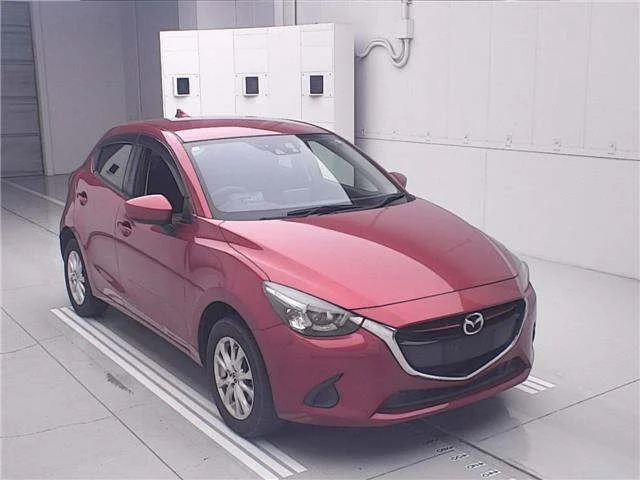 Mazda DEMIO — фото 1