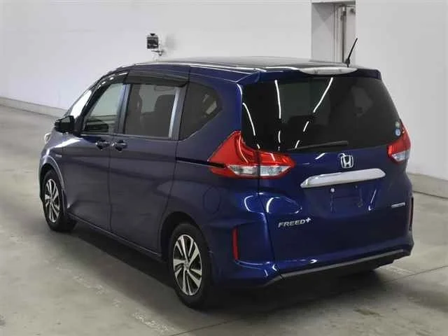 Honda FREED — фото 2