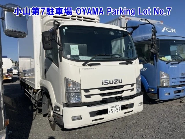 Isuzu FORWARD — фото 1