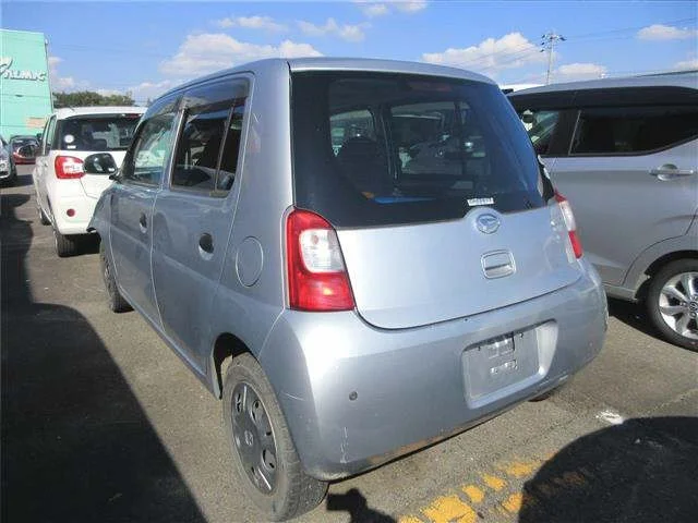 Daihatsu ESSE — фото 2