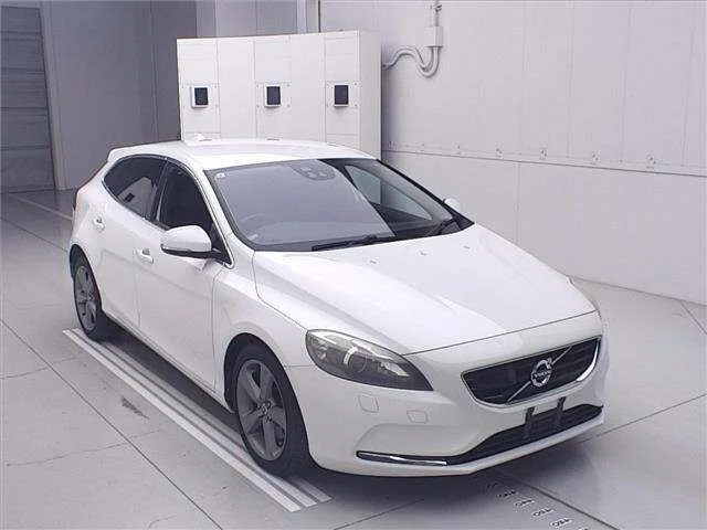 Volvo V40