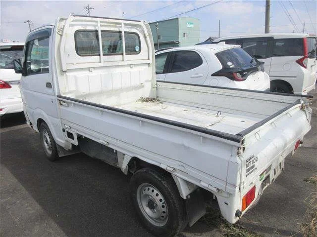 Nissan CLIPPER TRUCK — фото 2