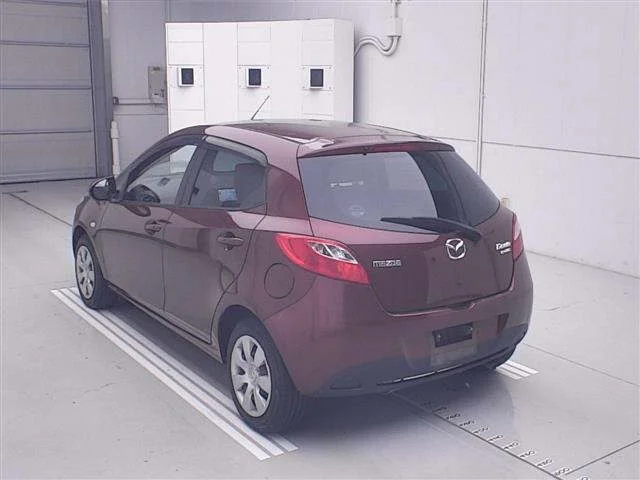 Mazda DEMIO — фото 2