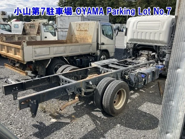 Isuzu ELF — фото 2