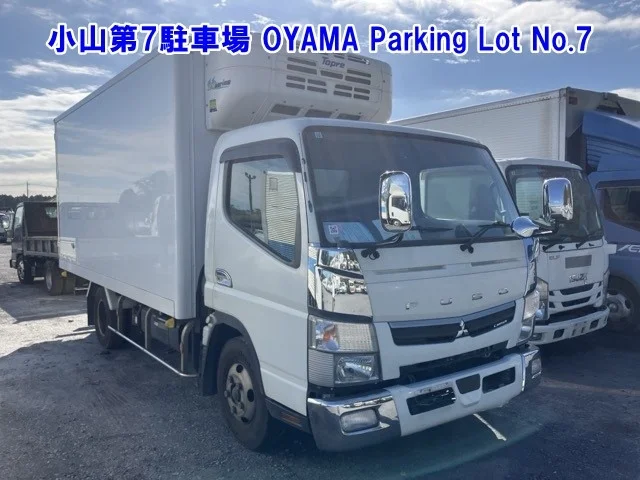 Mitsubishi CANTER — фото 1