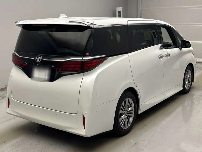 Toyota ALPHARD — фото 2
