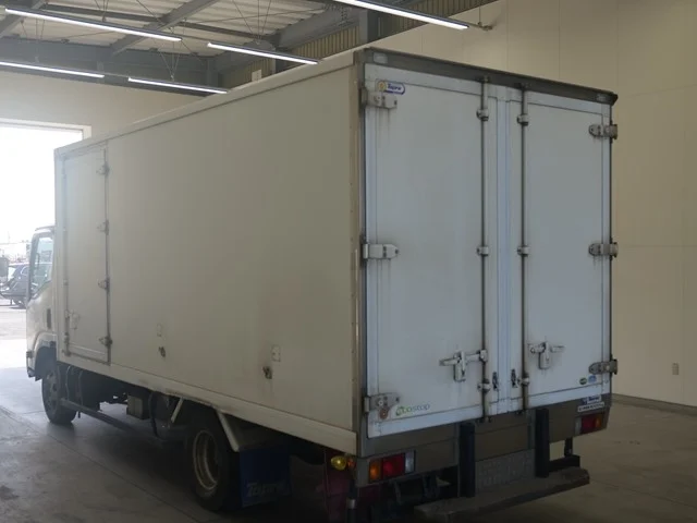 Isuzu ELF — фото 2