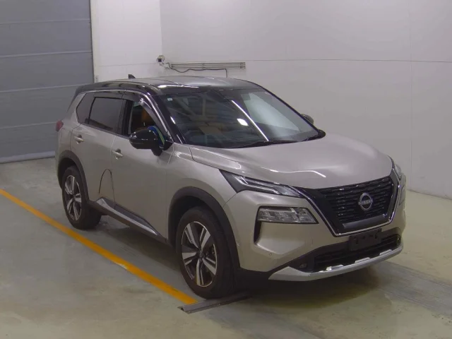 Nissan X-TRAIL — фото 1