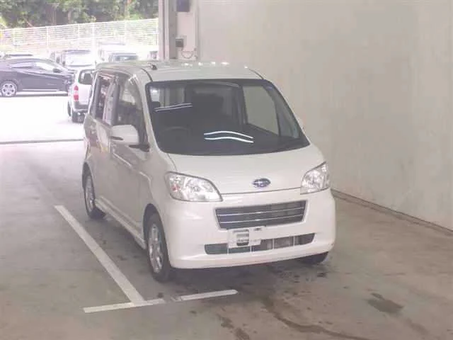 Subaru LUCRA