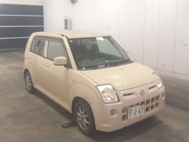 Nissan PINO
