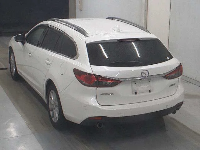 Mazda ATENZA WAGON — фото 2