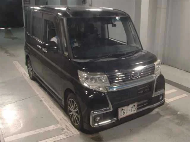 Daihatsu TANTO — фото 1