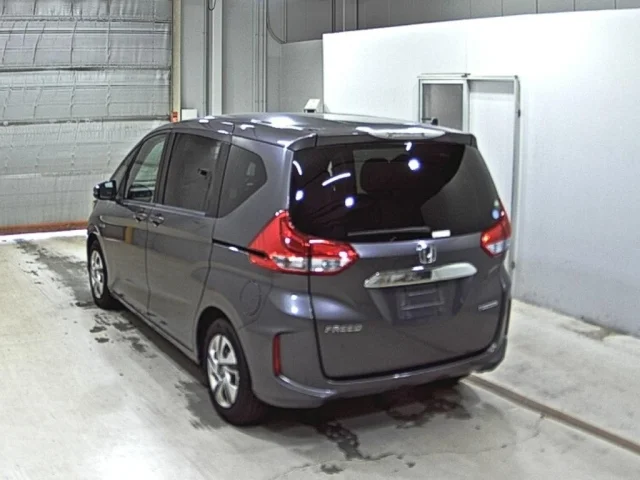 Honda FREED — фото 2