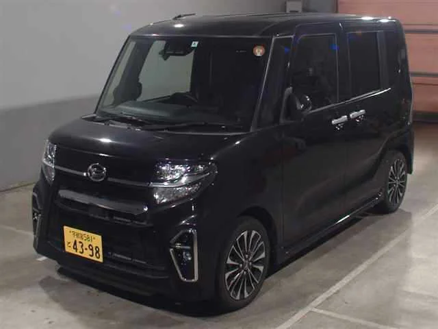 Daihatsu TANTO — фото 1