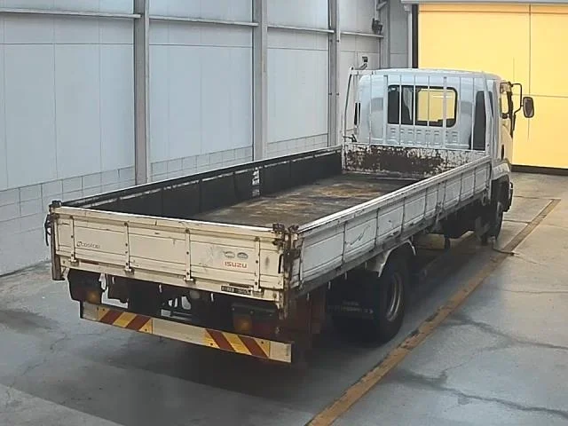 Isuzu FORWARD — фото 2