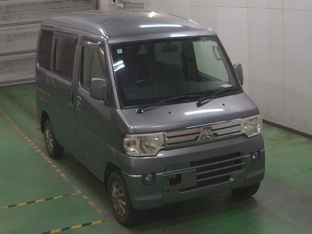 Mitsubishi MINICAB — фото 1