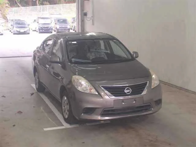 Nissan LATIO
