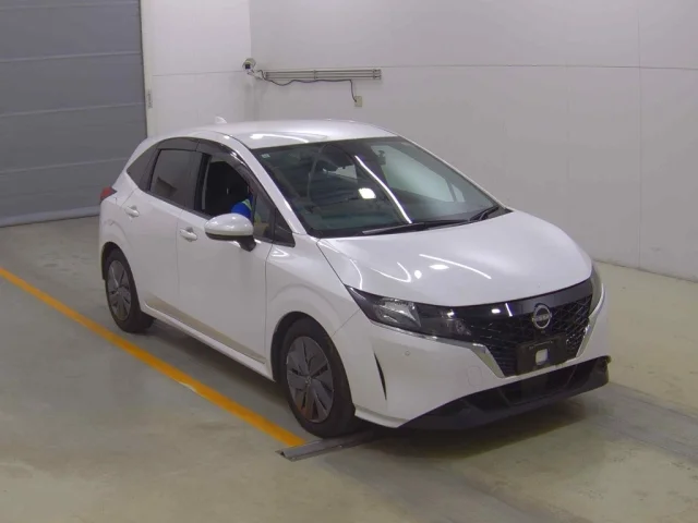 Nissan NOTE — фото 1
