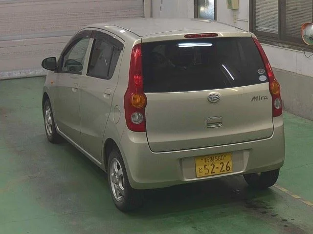 Daihatsu MIRA — фото 2