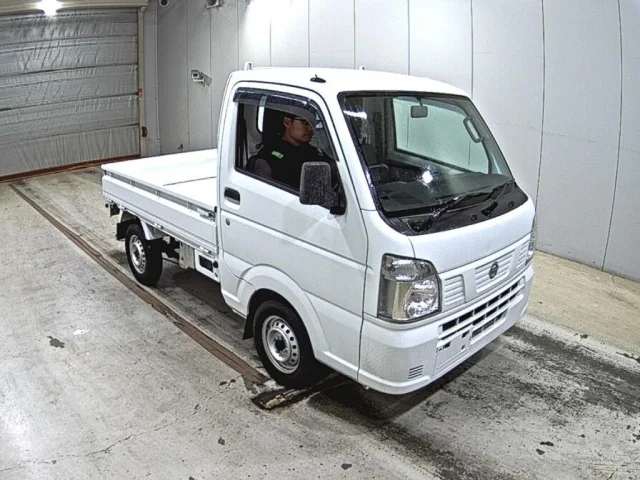 Nissan CLIPPER TRUCK