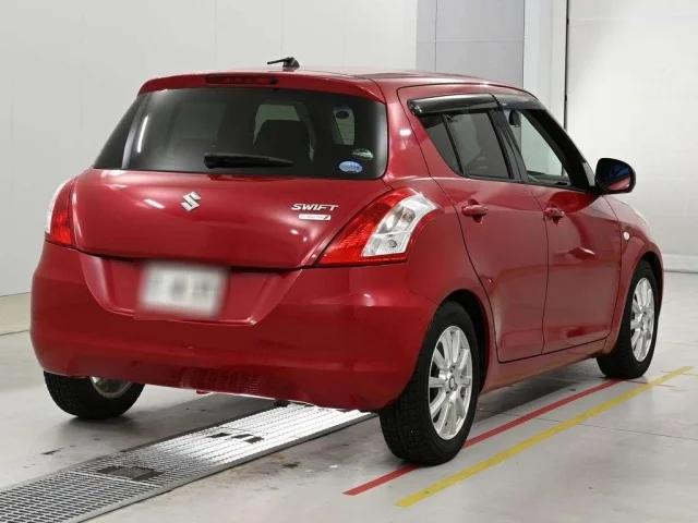 Suzuki SWIFT — фото 2