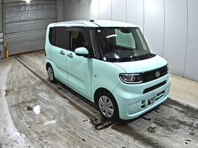 Daihatsu TANTO — фото 1