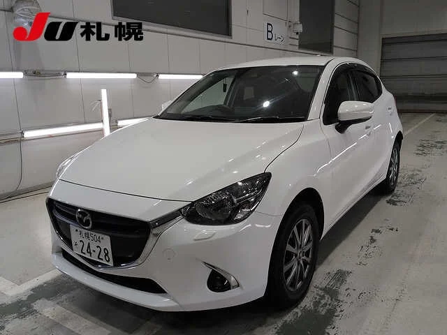 Mazda DEMIO — фото 1