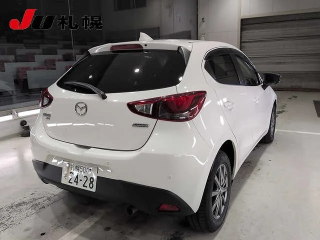 Mazda DEMIO — фото 2
