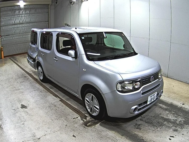 Nissan CUBE — фото 1