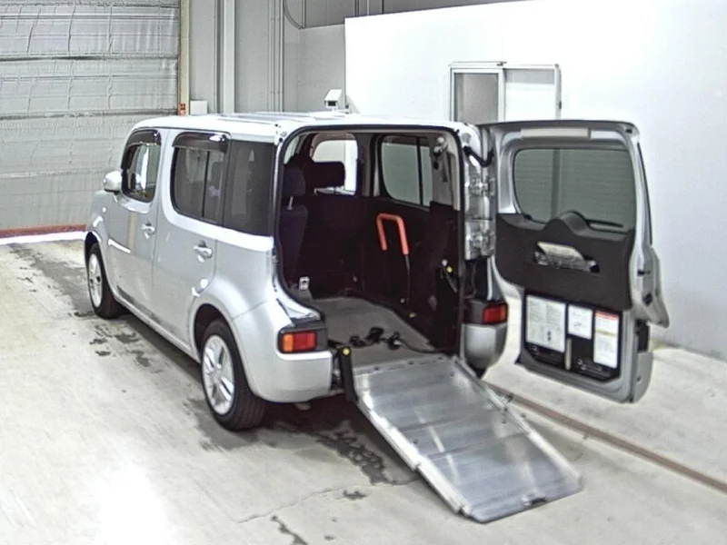 Nissan CUBE — фото 2