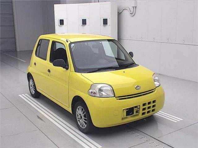 Daihatsu ESSE — фото 1
