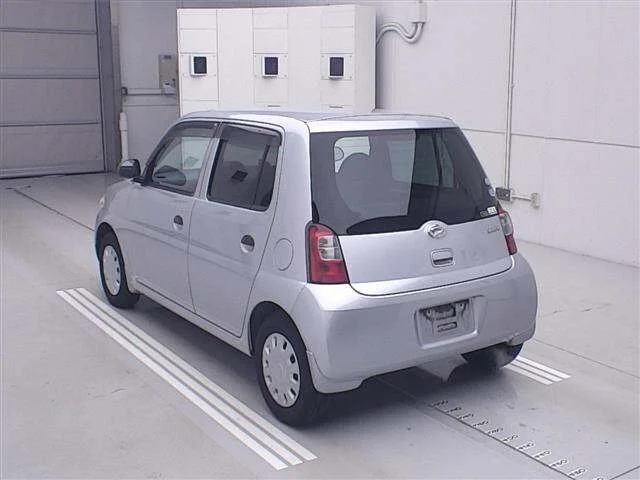Daihatsu ESSE — фото 2