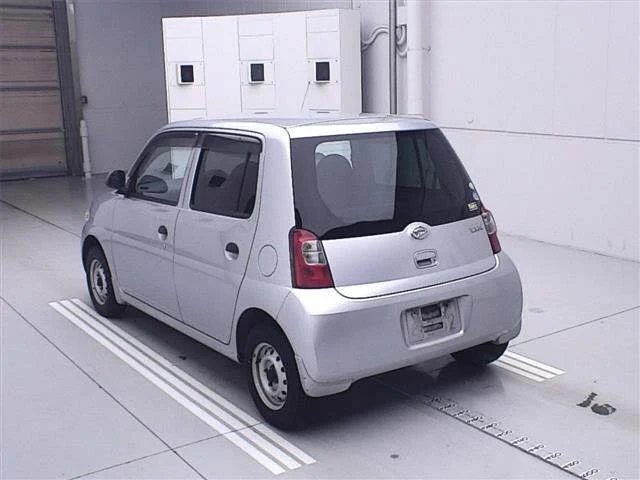Daihatsu ESSE — фото 2