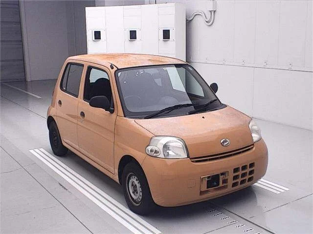 Daihatsu ESSE — фото 1