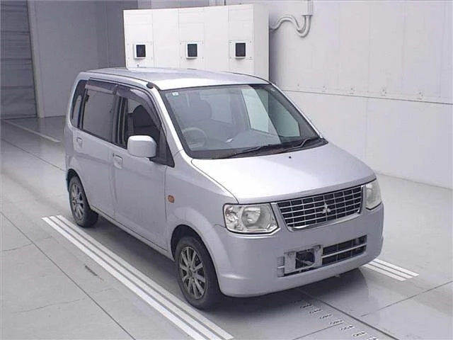 Mitsubishi EK WAGON — фото 1