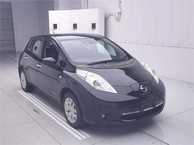 Nissan LEAF — фото 1