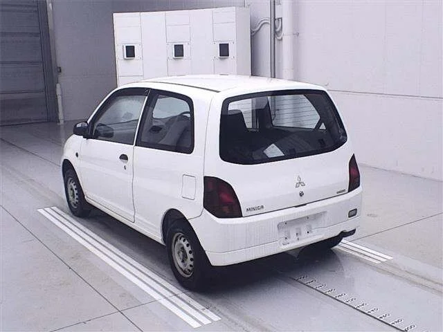 Mitsubishi MINICA — фото 2