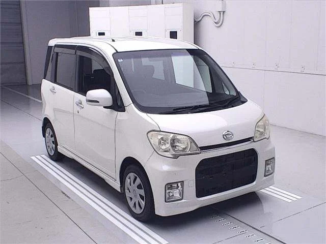 Daihatsu TANTO EXE — фото 1