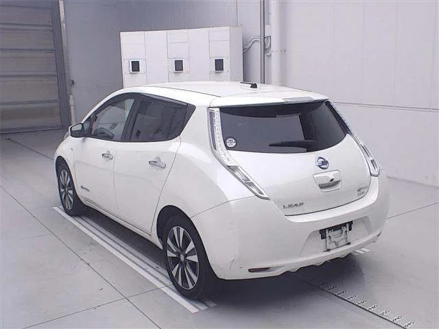 Nissan LEAF — фото 2
