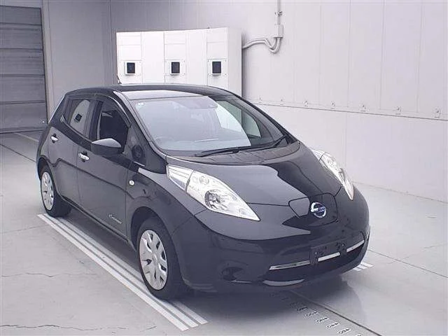 Nissan LEAF — фото 1
