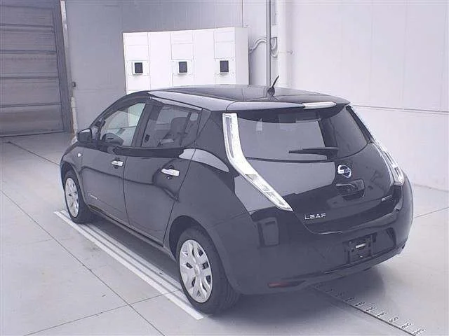 Nissan LEAF — фото 2