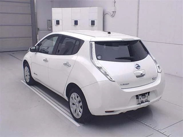 Nissan LEAF — фото 2