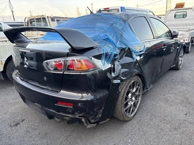Mitsubishi Lancer — фото 2