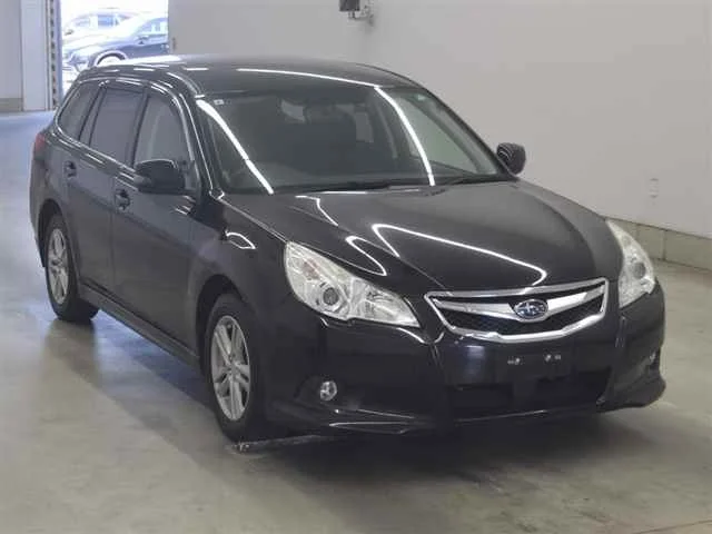 Subaru LEGACY — фото 1